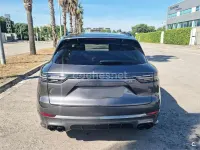 Usado Porsche Cayenne E-Hybrid 462 CV (339 kW) 2021 Gris / plata SUV