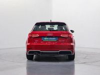 Usado Audi A3 S-Line 116 CV (85 kW) 2019 Rojo Berlina