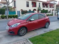 Usado Peugeot 208 Style 82 CV (60 kW) 2017 Granate Utilitario