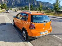 Usado VW Polo Cross 100 CV (73 kW) 2007 Naranja Utilitario