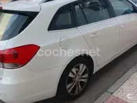 Usado Chevrolet Cruze LT 163 CV (119 kW) 2012 Blanco Familiar