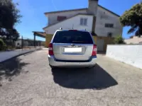 Usado Kia Carnival Active 185 CV (136 kW) 2006 Gris Monovolumen