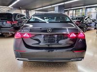 Usado Mercedes E300 313 CV (230 kW) 2024 Gris / plata Berlina