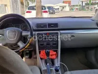 Usado Audi A4 140 CV (102 kW) 2005 Negro Familiar