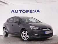 Usado Opel Astra Selective 120 CV (88 kW) 2015 Negro Utilitario