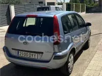 Usado Ford Fusion Trend 80 CV (58 kW) 2006 Gris / plata Utilitario