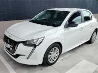 Usado Peugeot 208 Active 100 CV (73 kW) 2021 Blanco Utilitario