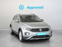 Usado VW T-Roc 116 CV (85 kW) 2025 Gris SUV