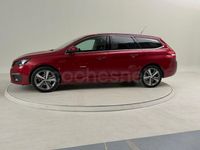 Usado Peugeot 308 SW Allure 120 CV (88 kW) 2017 Rojo Familiar