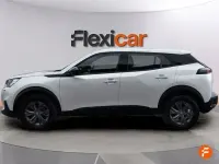 Usado Peugeot 2008 Active 130 CV (95 kW) 2023 Beige SUV
