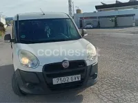 Usado Fiat Doblò Dynamic 90 CV (66 kW) 2010 Blanco Monovolumen