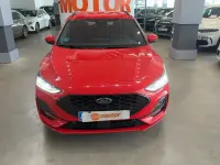 Usado Ford Focus ST-Line 125 CV (91 kW) 2024 Rojo Utilitario