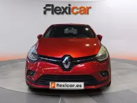 Usado Renault Clio Zen 90 CV (66 kW) 2017 Rojo Utilitario