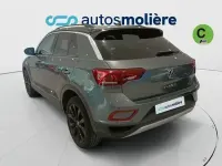 Usado VW T-Roc 110 CV (80 kW) 2023 Gris SUV