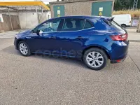 Usado Renault Mégane LIMITED 115 CV (84 kW) 2019 Azul Berlina