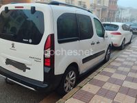 Usado Peugeot Partner Tepee Active 100 CV (73 kW) 2016 Blanco Monovolumen