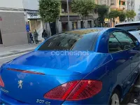 Usado Peugeot 307 CC 138 CV (101 kW) 2004 Azul Descapotable