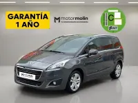 Usado Peugeot 5008 Style 120 CV (88 kW) 2016 Beige Monovolumen