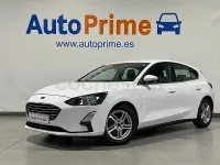 Usado Ford Focus Trend 120 CV (88 kW) 2020 Blanco Berlina