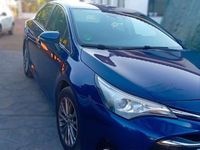 Usado Toyota Avensis Advance 143 CV (105 kW) 2015 Azul Berlina