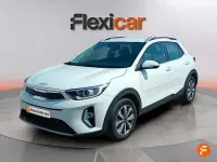 Usado Kia Stonic 101 CV (74 kW) 2025 Blanco SUV