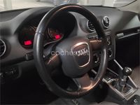 Usado Audi A3 Ambiente 140 CV (102 kW) 2005 Negro Utilitario