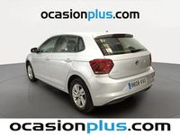Usado VW Polo Advance 95 CV (69 kW) 2019 Gris plata Utilitario