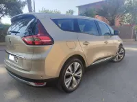 Usado Renault Scenic E-Tech Zen 140 CV (102 kW) 2019 Beige Monovolumen