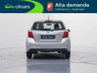 Usado Toyota Yaris City 69 CV (50 kW) 2015 Gris Utilitario