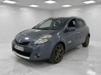 Usado Renault Clio II 75 CV (55 kW) 2010 Azul Berlina