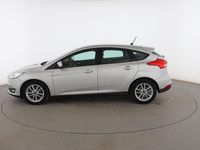Usado Ford Focus Trend 126 CV (92 kW) 2017 Gris Berlina