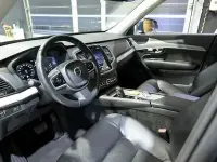Usado Volvo XC90 Momentum 235 CV (172 kW) 2021 Azul SUV