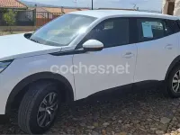 Używany Peugeot 2008 Style 110 KM (80 kW) 2021 Biały SUV