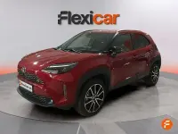 Usado Toyota Yaris Hybrid Active 130 CV (95 kW) 2024 Rojo