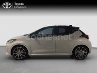 Usado Toyota Yaris Hybrid Sport 116 CV (85 kW) 2022 Gris / plata Berlina