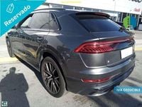 Usado Audi Q8 Ambiente 286 CV (210 kW) 2022 Gris SUV
