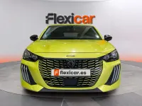 Usado Peugeot 208 Allure 101 CV (74 kW) 2025 Amarillo Utilitario