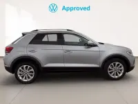 Usado VW T-Roc Life 110 CV (80 kW) 2023 Gris SUV
