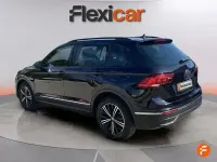 Usado VW Tiguan Life 150 CV (110 kW) 2021 Negro SUV
