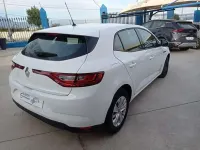 Usado Renault Mégane Life 95 CV (69 kW) 2020 Blanco Utilitario