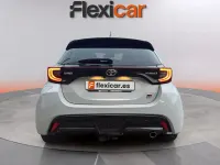 Usado Toyota Yaris Sport 116 CV (85 kW) 2023 Blanco Utilitario