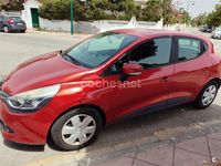 Usado Renault Clio IV Expression 75 CV (55 kW) 2014 Rojo Berlina