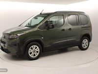 Usado Peugeot Rifter Allure 100 CV (73 kW) 2024 Verde Monovolumen