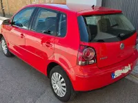 Usado VW Polo Sportline 80 CV (58 kW) 2006 Rojo Utilitario