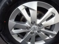 Usado Peugeot Rifter Allure 101 CV (74 kW) 2021 Marrón Monovolumen