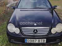 Usado Mercedes C230 197 CV (144 kW) 2002 Negro Berlina