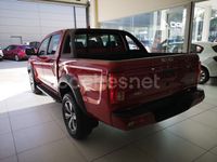 Usado EVO Cross 4 136 CV (100 kW) 2023 Rojo Recogida