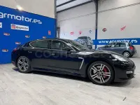 Usado Porsche Panamera Turbo 500 CV (367 kW) 2012 Negro Utilitario