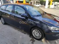 Usado Peugeot 308 Access 100 CV (73 kW) 2015 Negro Berlina