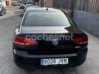 Usado VW Passat Advance 120 CV (88 kW) 2016 Negro Berlina